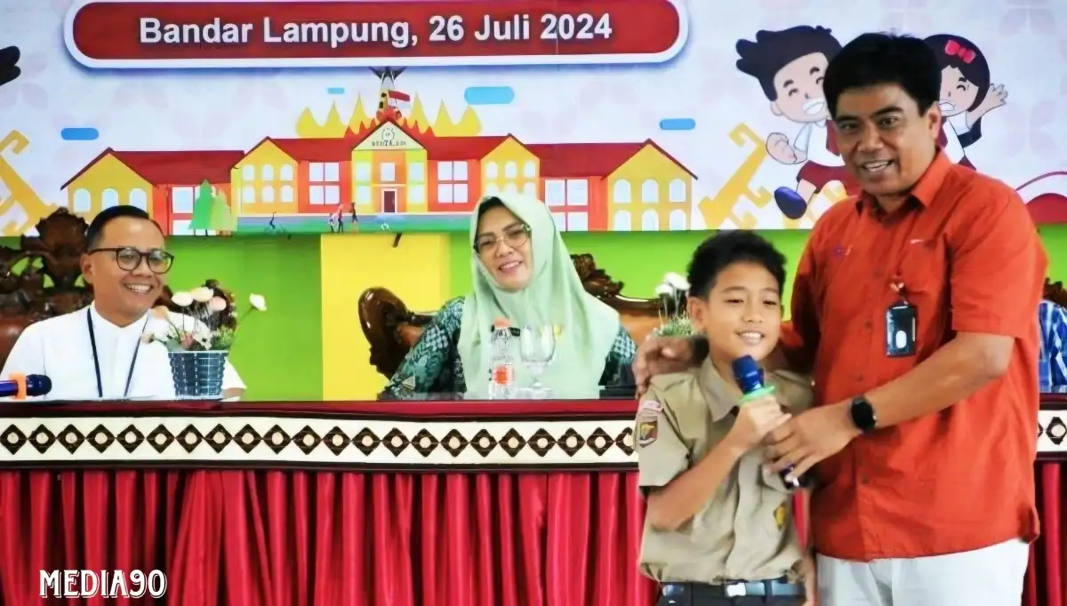 Tumbuhkan Budaya Menabung, Ratusan Pelajar di Bandar Lampung Ikuti Edukasi Keuangan dari BRI dan OJK