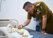 Pemantauan Bupati Pesawaran terhadap Kondisi Bayi Laila, Korban Luka Bakar di RSUD Pesawaran