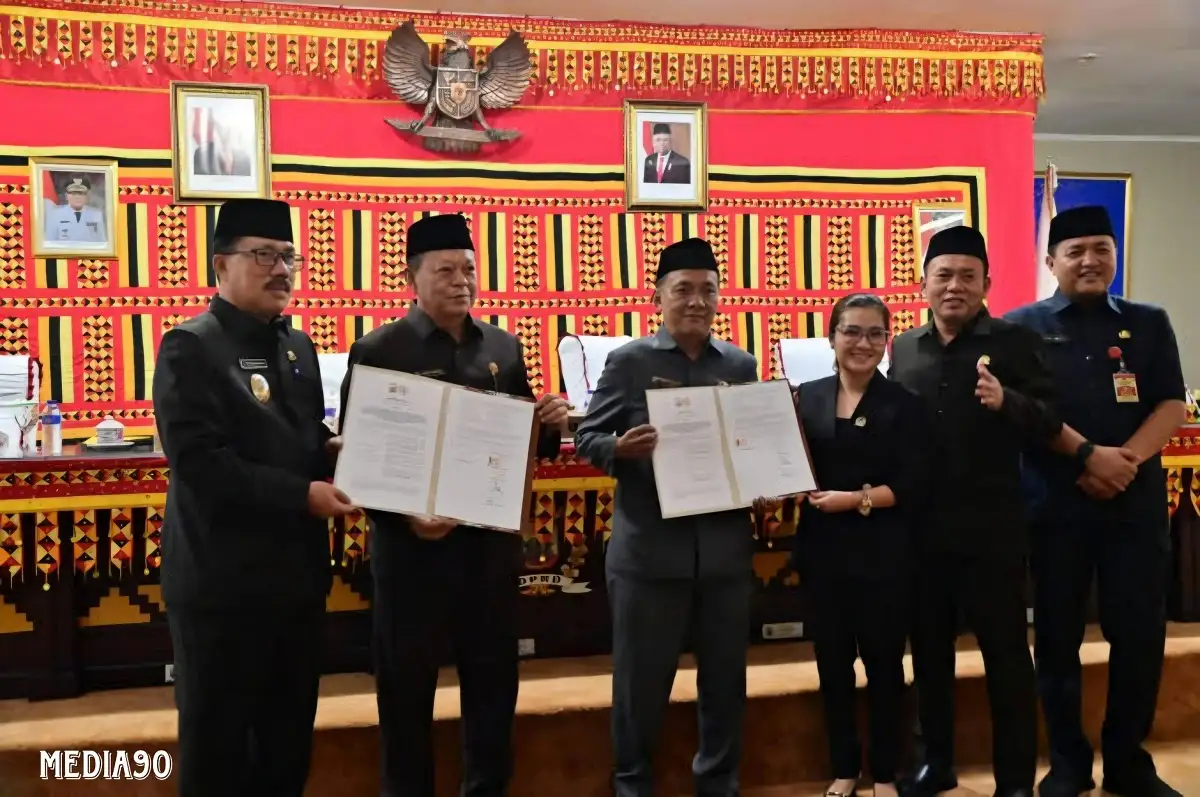 DPRD Lampung Selatan Sahkan Ranperda Perubahan APBD 2024 Ditetapkan Jadi Perda