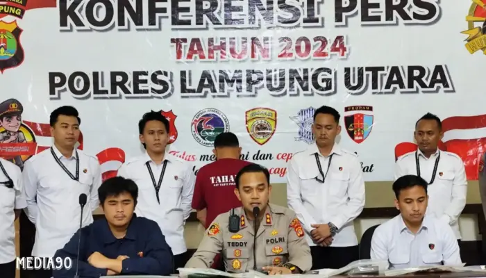 Eks Kepsek SMPN 3 Bunga Mayang Lampung Utara Korupsi Dana BOS Afirmasi Rp230 Juta untuk Main Online