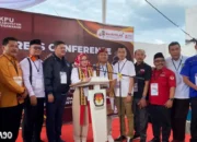 Didukung oleh 11 Partai, Istri Bupati Pesawaran Dendi dan Antonius Mendaftar sebagai Calon Bupati dan Wakil Bupati Pesawaran ke KPU