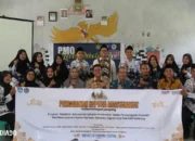 Dosen Polinela Mengadakan Pelatihan Media Pembelajaran Interaktif di SMA PGRI Katibung