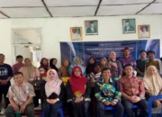 Dosen Polinela Mendampingi Digitalisasi Pemasaran dan Kemasan Produk di Desa Suak