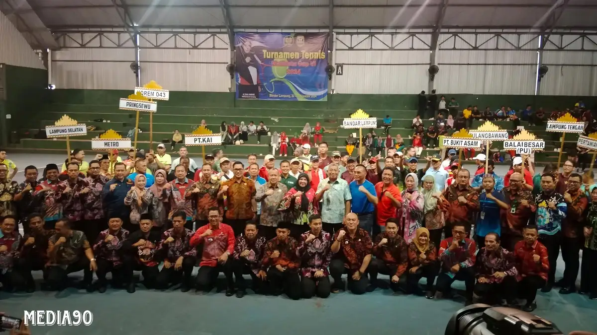 Eva Dwiana Buka Turnamen Tennis Walikota Cup VI 2024