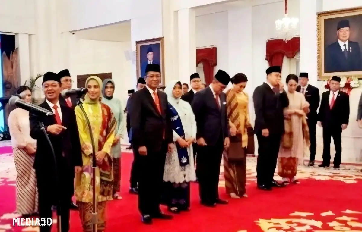 Jokowi Lantik Kader Gerindra Supratman Andi Atgas Jadi Menkumham Baru Gantikan Kader PDIP Yasonna Laoly