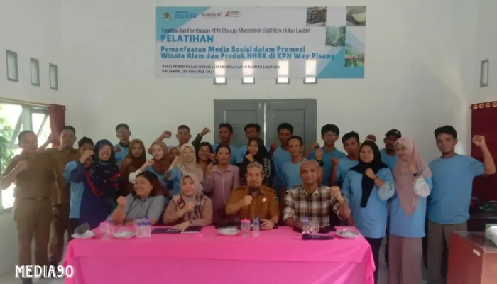 Latih Pemanfaatan Media Sosial, Kelompok Perhutanan Sosial Way Pisang Kalianda Promosikan Potensi Wisata