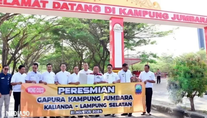 Memperingati Jumbara PMR Nasional, Bupati Lampung Selatan dan Wong Coco Resmikan Gapura Permanen di Kampung Jumbara, Kalianda