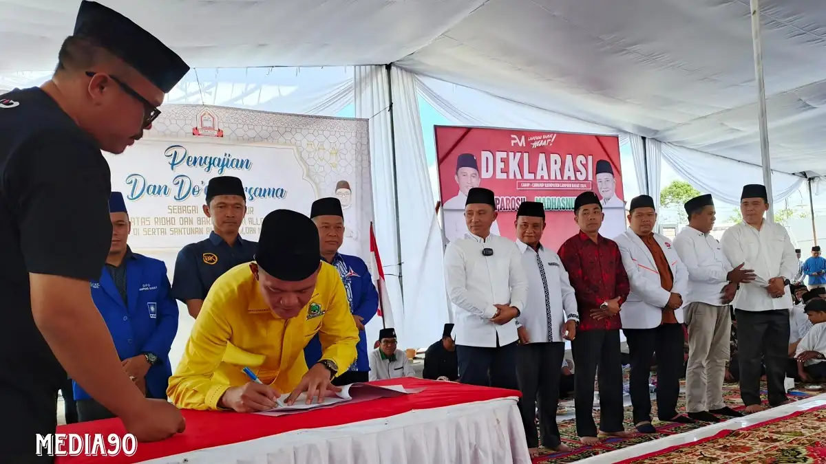 Lawan Kotak Kosong di Pilkada Lampung Barat 2024, 12 Partai Politik Deklarasikan Dukungan ke Parosil - Mad Hasnurin