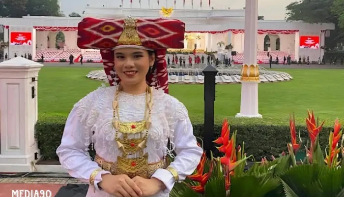 Maria Trisha Natalia: Mahasiswi Universitas Teknokrat Indonesia yang Memukau di Istana Merdeka