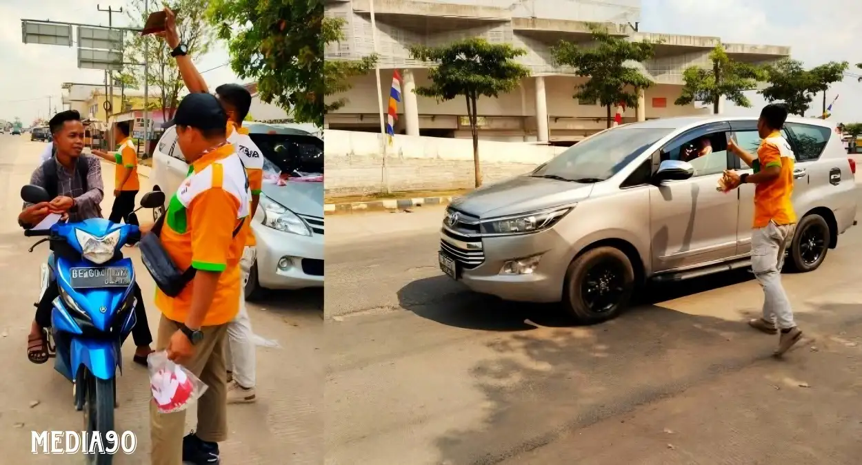 Meriahkan HUT ke-79 RI, PT HIM Bagikan Ratusan Bendera Merah Putih ke Warga Tulang Bawang Barat