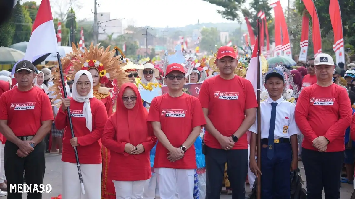 Meriahkan HUT ke-79 RI, Pemkab Mesuji Gelar Pawai Budaya Diikuti Ribuan Peserta