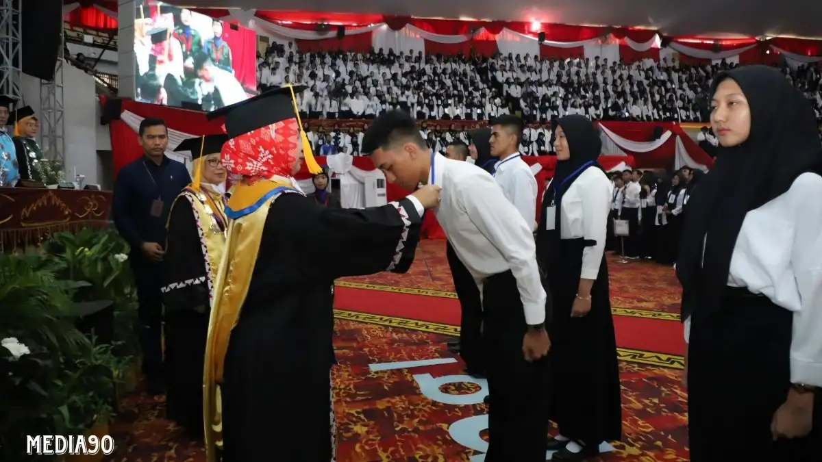PKKMB 10 Ribuan Mahasiswa Baru, Rektor Unila Dorong Mahasiswa Lulus Tepat Waktu