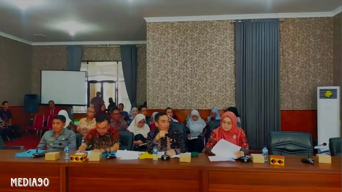 Pansus Banggar DPRD Lampung Selatan Pertanyakan Tren Angka Pengangguran di Disnakertrans