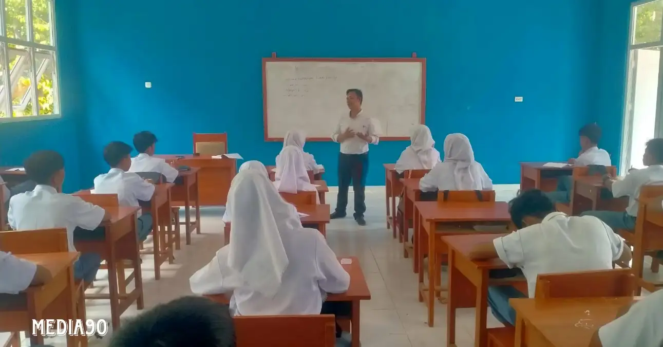 Perdana Terima Siswa, SMKN Pulau Tabuan Jadi Harapan Baru Pendidikan Warga di Daerah Terluar Tanggamus