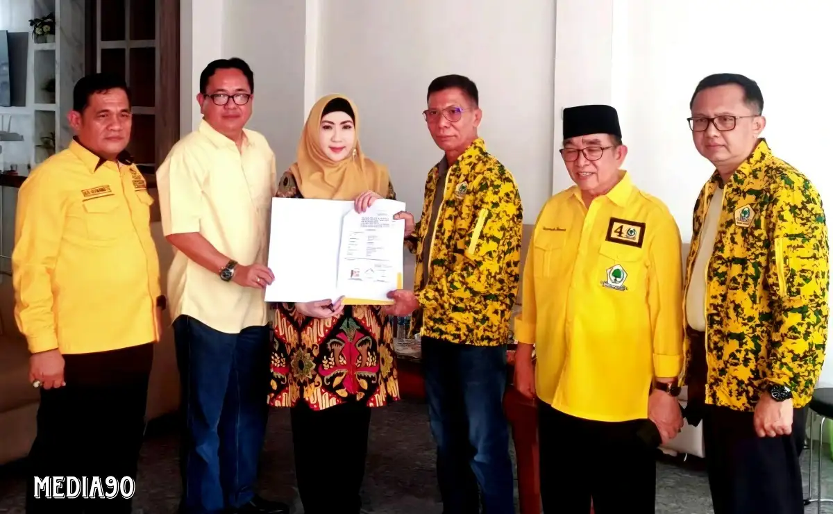 Pilkada Tanggamus, Ditinggalkan Nasdem, Dewi Handajani-Ammar Sirajuddin Dapat Form B1KWK Golkar