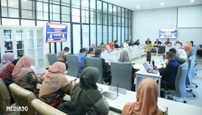 Prodi Magister Ilmu Ekonomi FEB Unila Raih Status Akreditasi Unggul dari Lamemba