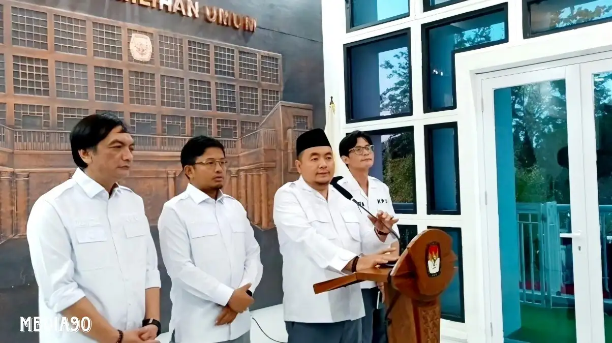 Resmi, KPU Tetapkan 8 Parpol dan 580 Caleg Lolos ke Senayan, Kursi PDIP Terbanyak, Demokrat Paling Sedikit, ini Perinciannya
