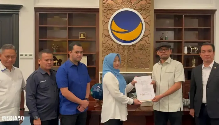 Partai Nasdem Kunci Duet Ririn Kuswantari dan Wiriawan dengan Penyerahan B1KWK di Pilkada Pringsewu 2024
