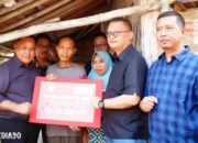 Rumah Tak Layak Huni, Warga Kalianda Terima Bantuan Bedah Rumah dari Pemkab dan Bank Lampung