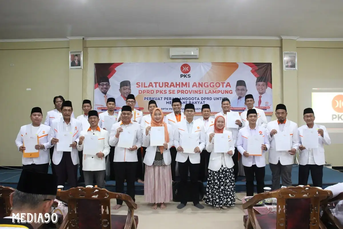 Teken Pakta Integritas, 55 Caleg DPRD Terpilih dari PKS di Lampung Diwajibkan Penuhi Janji Kampanye ke Rakyat