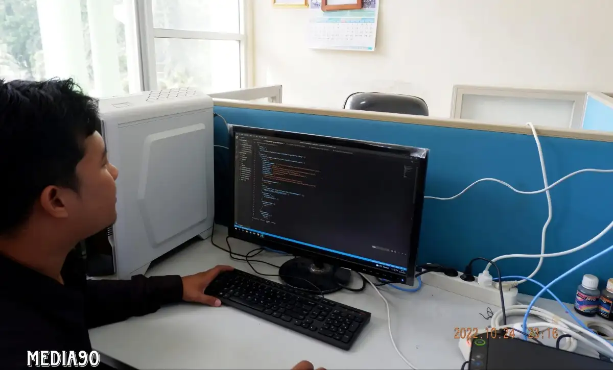 Tim Dosen Polinela Teliti Teknologi Machine Learning dalam Mendeteksi Phishing