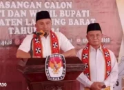 Pasangan Parosil – Mad Hasnurin Resmi Daftar sebagai Calon Bupati dan Wakil Bupati Lampung Barat, Hadapi Kotak Kosong