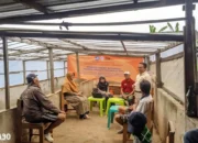 Universitas Teknokrat Indonesia Adakan Pelatihan Pupuk Organik di PT Sanjaya Farm