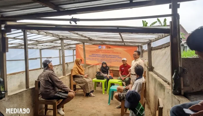Universitas Teknokrat Indonesia Adakan Pelatihan Pupuk Organik di PT Sanjaya Farm