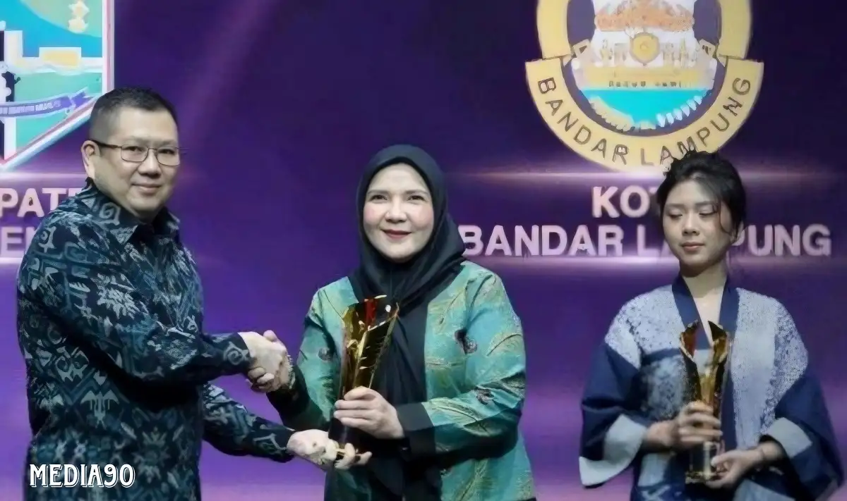 Wali Kota Bandar Lampung Terima Penghargaan Anugerah Pemimpin Daerah Award 2024