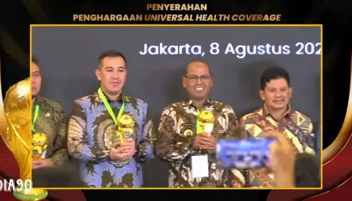Pemkab Pesawaran Raih Penghargaan UHC, Bukti Komitmen Wujudkan Kesehatan Merata