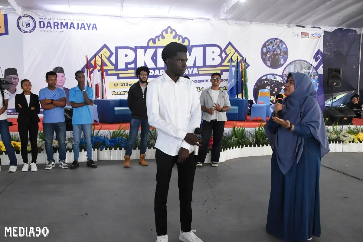 Aktivitas Mahasiswa Asing di Kampus IIB Darmajaya
