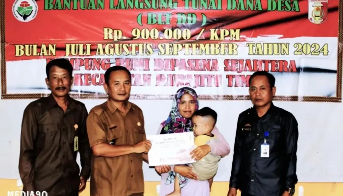 Dukung Ekonomi Lokal, 26 Keluarga di Bumi Dipasena Sejahtera Terima BLT DD Juli-September 2024