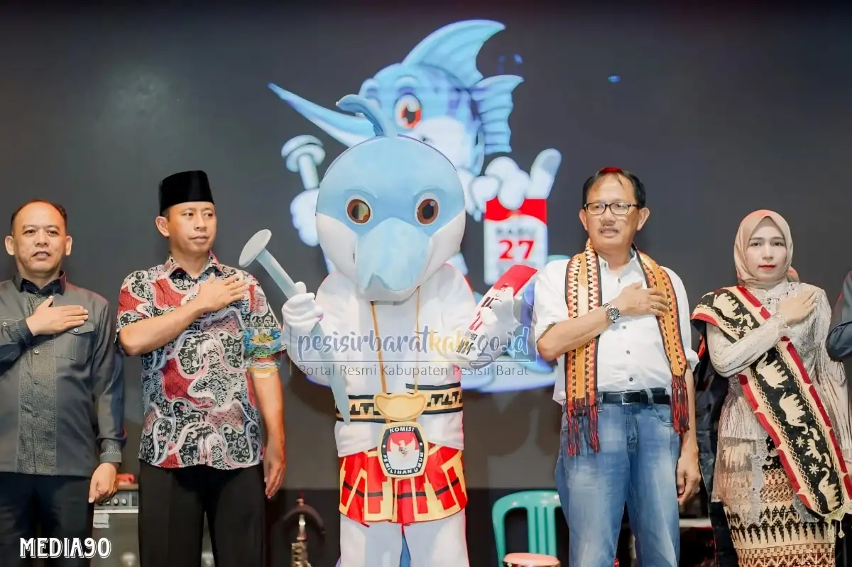 Bupati Pesisir Barat Hadiri Peluncuran Pilkada 2024, Maskot, dan Jingle di Labuhanjukung