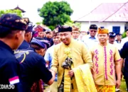 Rahmat Mirzani Djausal Terima Gelar Ksatria Shri Nata Buana dari Komunitas Hindu Lampung