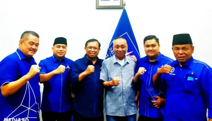 Partai Demokrat Angkat Rial Kalbadi Sebagai Ketua DPRD Way Kanan, Busroni Pimpin DPRD Tulang Bawang Barat
