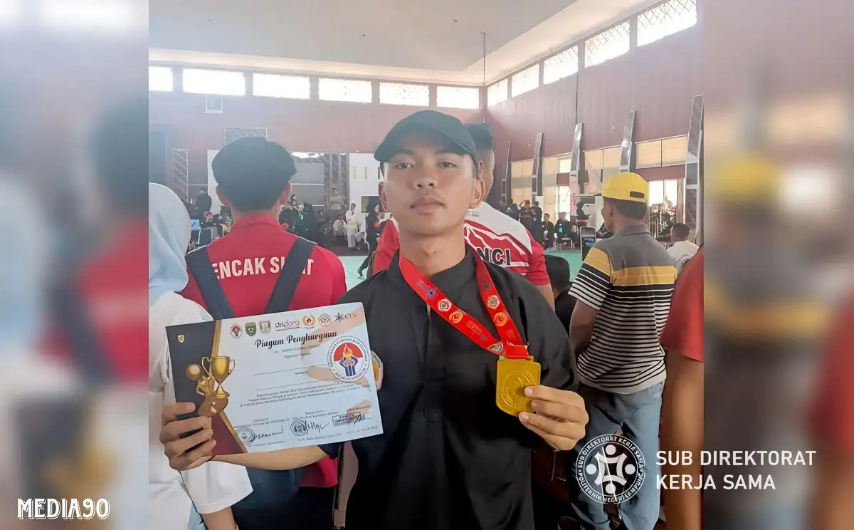 Doby Hariyadi Mahasiswa Polinela Raih Juara I di Kejuaraan Nasional Pencak Silat Piala Kemenpora 2024