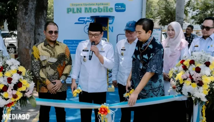 Pemkot Metro dan PLN Luncurkan SPKLU Pertama di Taman Merdeka untuk Dukung Kendaraan Listrik