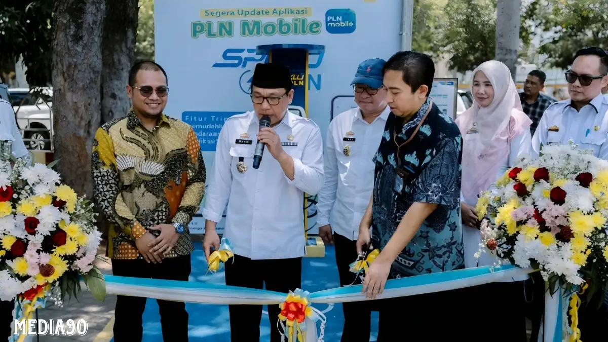 Dorong Ekosistem Kendaraan Listrik, Pemkot Metro dan PLN Hadirkan SPKLU Pertama di Taman Merdeka Metro