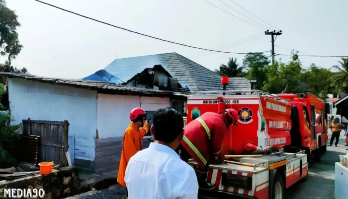Rumah di Perum Polri Hajimena Natar Terbakar Akibat Kebocoran Gas Elpiji 3 Kg, Penghuni Alami Luka Bakar