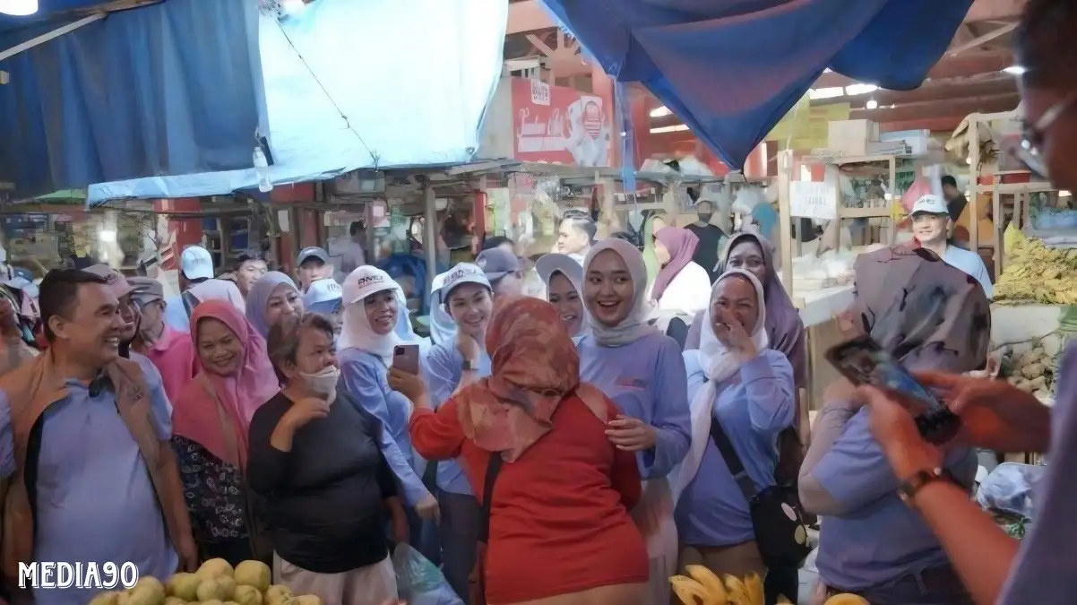 Gerebek Pasar Cimeng, Calon Wakil Gubernur Lampung Jihan Perjuangkan Program Kesejahteraan Pedagang