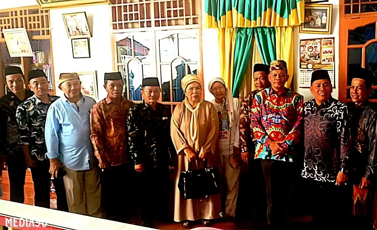 Ibu dan Paman Rahmat Mirzani Djausal Mulang Tiyuh Temui Para Tokoh Mengowpak Tulang Bawang Barat