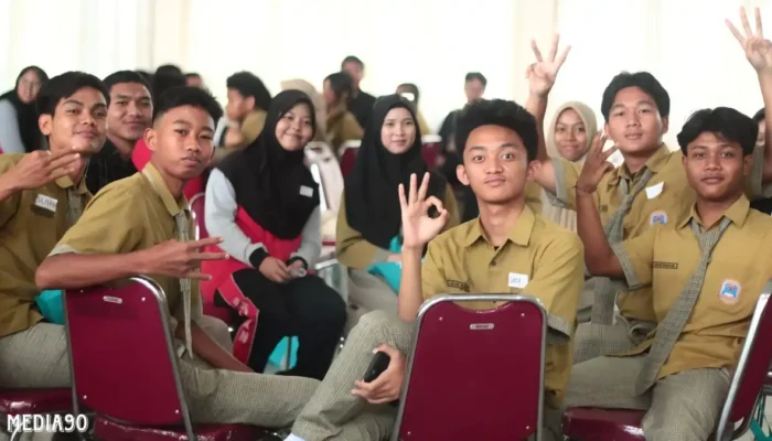 Melalui Sekolah Kebangsaan, Mafindo Libatkan Pelajar Bandar Lampung dalam Upaya Melawan Hoaks Pilkada 2024