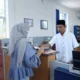 Mbah Saring, Staf Perpustakaan IIB Darmajaya yang Menginspirasi dengan Senyum dan Dedikasi
