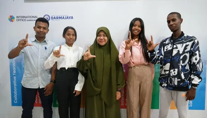 Heboh! Mahasiswa Madagaskar dan Zimbabwe Bersaing Ketat untuk Masuk IIB Darmajaya
