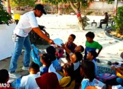 Anggota Sat Polair Lampung Selatan Ajar Anak Pesisir Bahasa Mandarin: ‘Ni Hao Ma’ dalam Kegiatan Edukasi