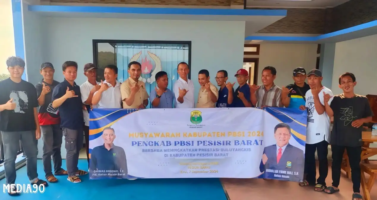 Pebulutangkis Pesisir Barat Pilih Akhmad Subhan Siddik Pimpin PBSI Periode 2024-2028