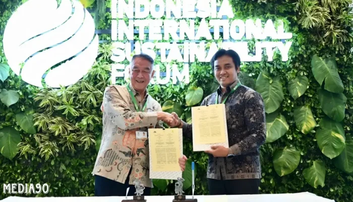 PLN Jalin Kerja Sama dengan Utomo Charge dan ACME Corporation untuk Tambah Stasiun Pengisian Kendaraan Listrik
