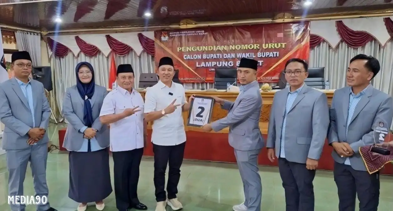 Pilkada Lampung Barat 2024, Paslon Petahana Parosil - Mad Hasnurin Nomor Urut 2 Lawan Kotak Kosong Nomor 1