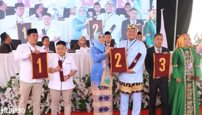 Pilkada Pesisir Barat 2024: Dedi-Irawan Raih Nomor Urut 1, Septi-Ade Nomor 2, dan Lingga-Erlina Nomor 3!