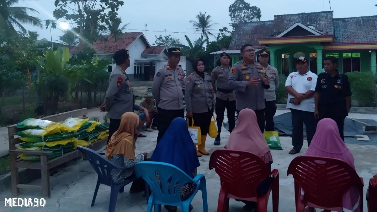 Puluhan Rumah Warga Merbau Mataram Rusak Diterjang Angin Kencang, Kapolres Lampung Selatan Sigap Beri Bantuan